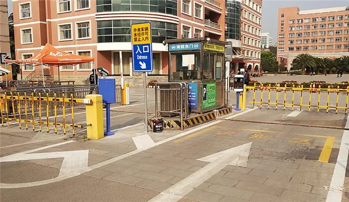 車牌識別系統為何被用在學校里？